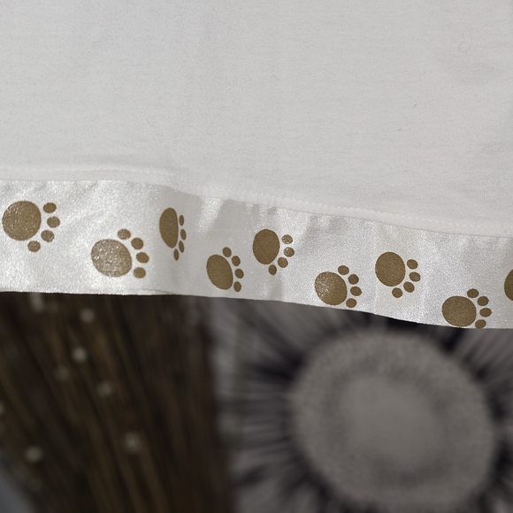 Like New Faceplant Dreams 100% Cotton 'Sleeps With Dogs' Night Shirt OSFM - Picture 5 of 10